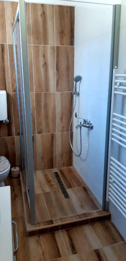 Apartmani Bilic Korenica Bagian luar foto