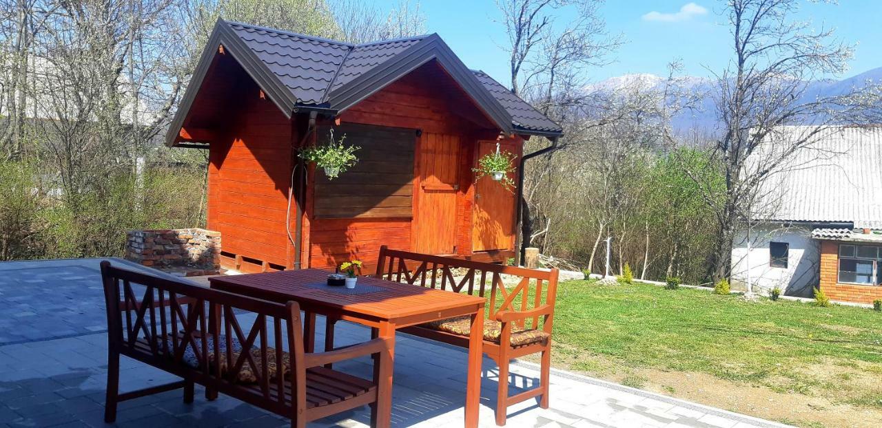 Apartmani Bilic Korenica Bagian luar foto